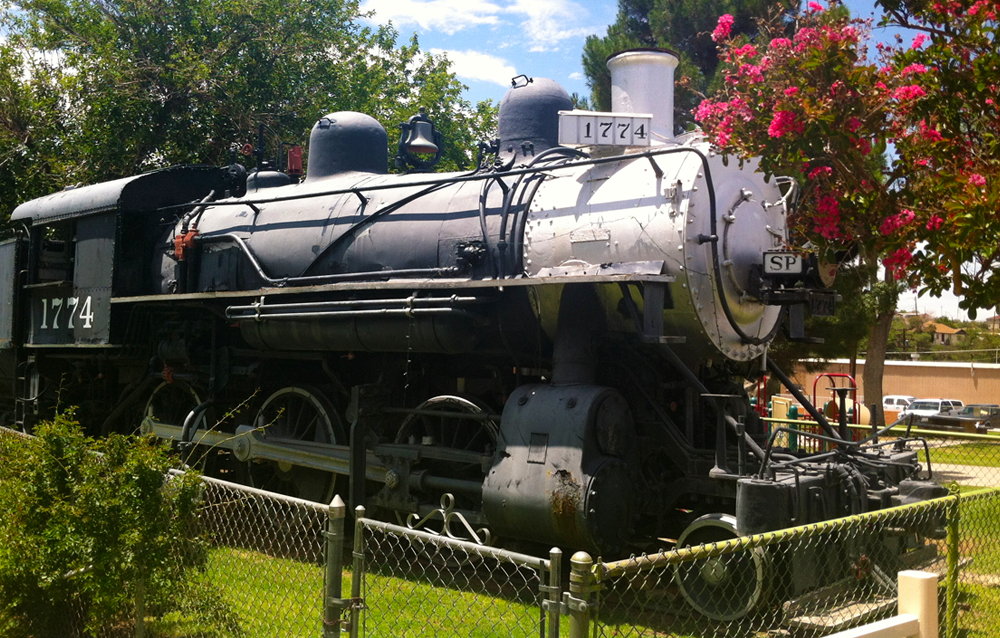 Picture of a steam locomotive, train.